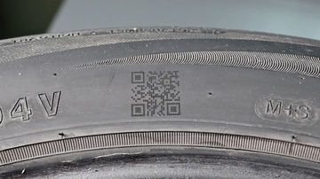 laser marking rubber tire.png